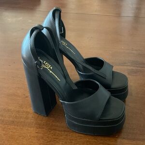 Olivia Ferguson Chunky Heel